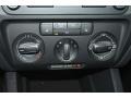 Black - Jetta SE Sedan Photo No. 18