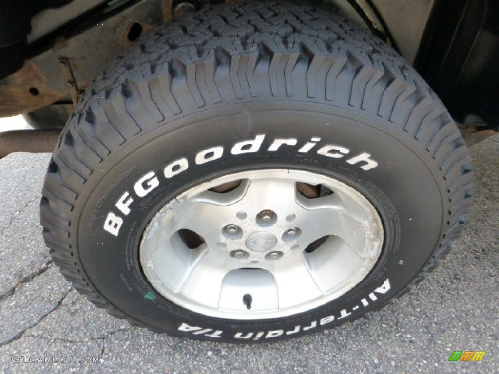 2001 Wrangler Sahara 4x4 - Stone White / Camel/Dark Green photo #11