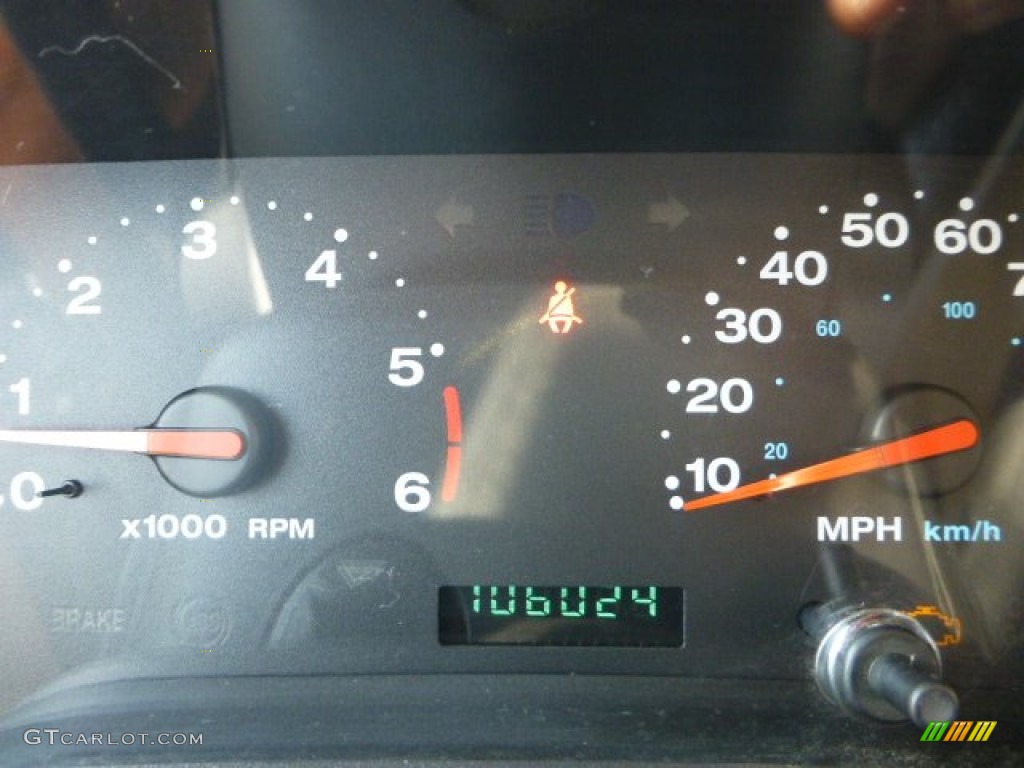 2001 Wrangler Sahara 4x4 - Stone White / Camel/Dark Green photo #24