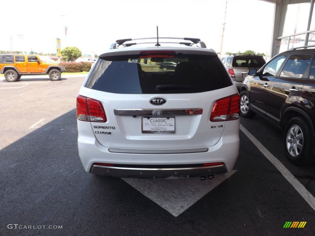 2012 Sorento SX V6 - Snow White Pearl / Black photo #4