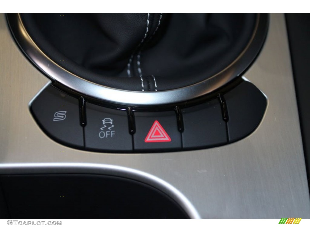 2013 TT RS quattro Coupe - Daytona Gray Pearl Effect / Black photo #18