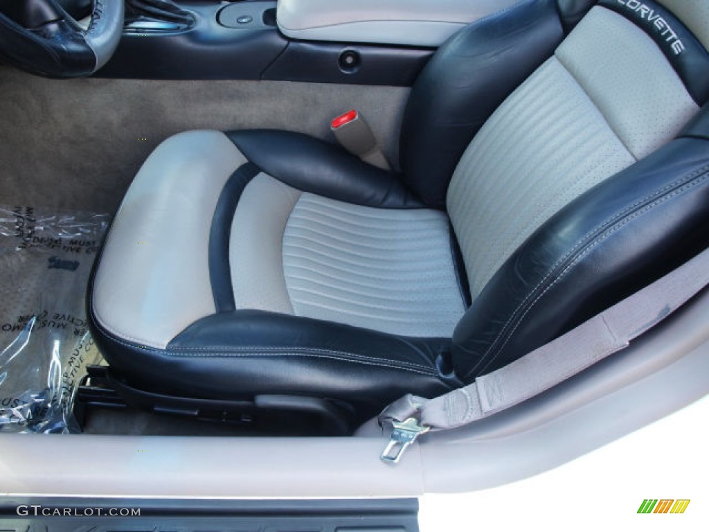 1997 Chevrolet Corvette Coupe Front Seat Photo #68111885