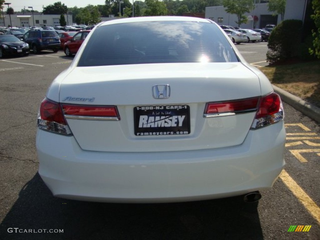 2011 Accord LX-P Sedan - Taffeta White / Ivory photo #5