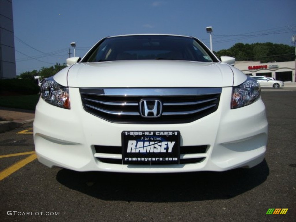 2011 Accord LX-P Sedan - Taffeta White / Ivory photo #9