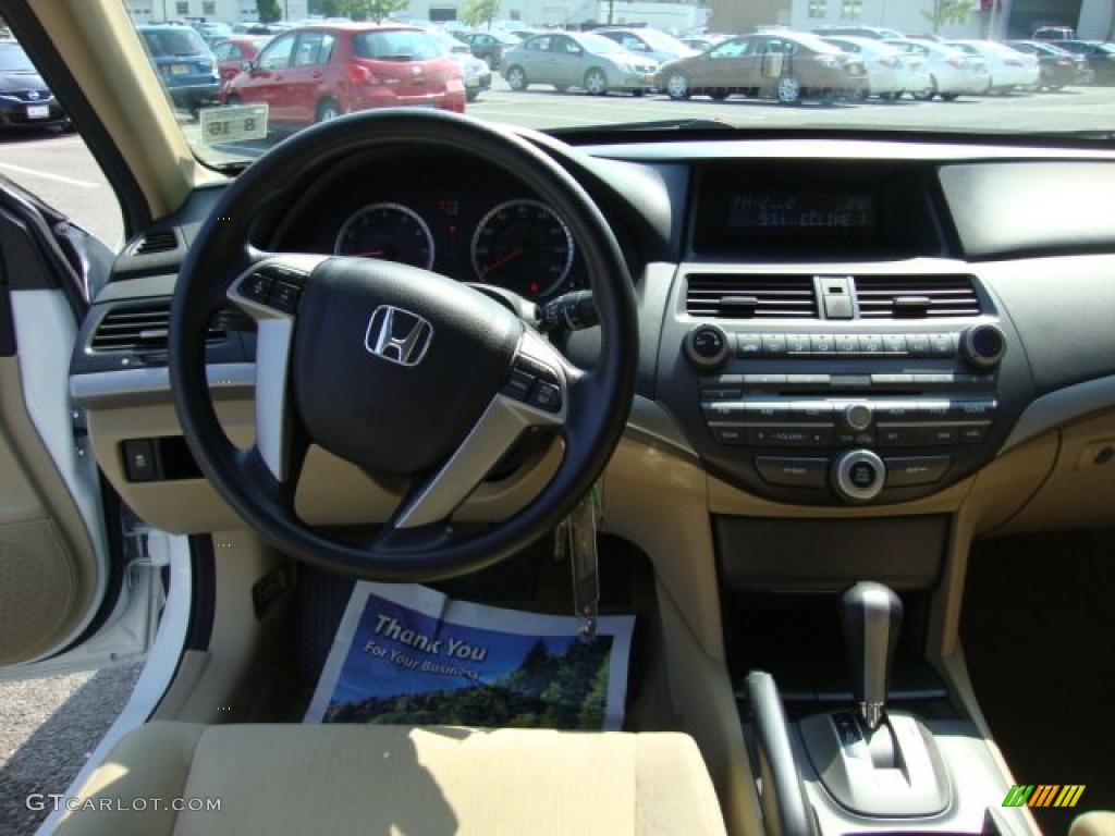 2011 Accord LX-P Sedan - Taffeta White / Ivory photo #12