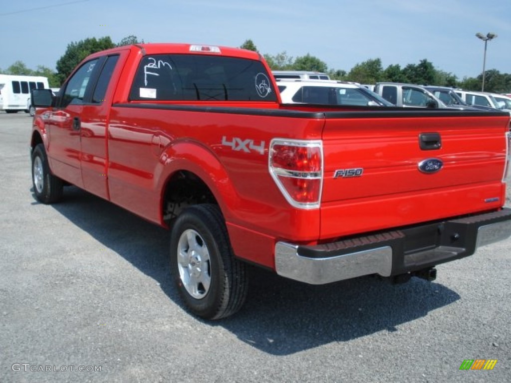 2012 F150 XLT SuperCab 4x4 - Race Red / Steel Gray photo #6