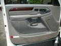 White Diamond - Escalade ESV AWD Photo No. 18