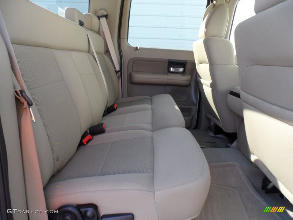 2006 F150 XLT SuperCrew - Oxford White / Tan photo #25