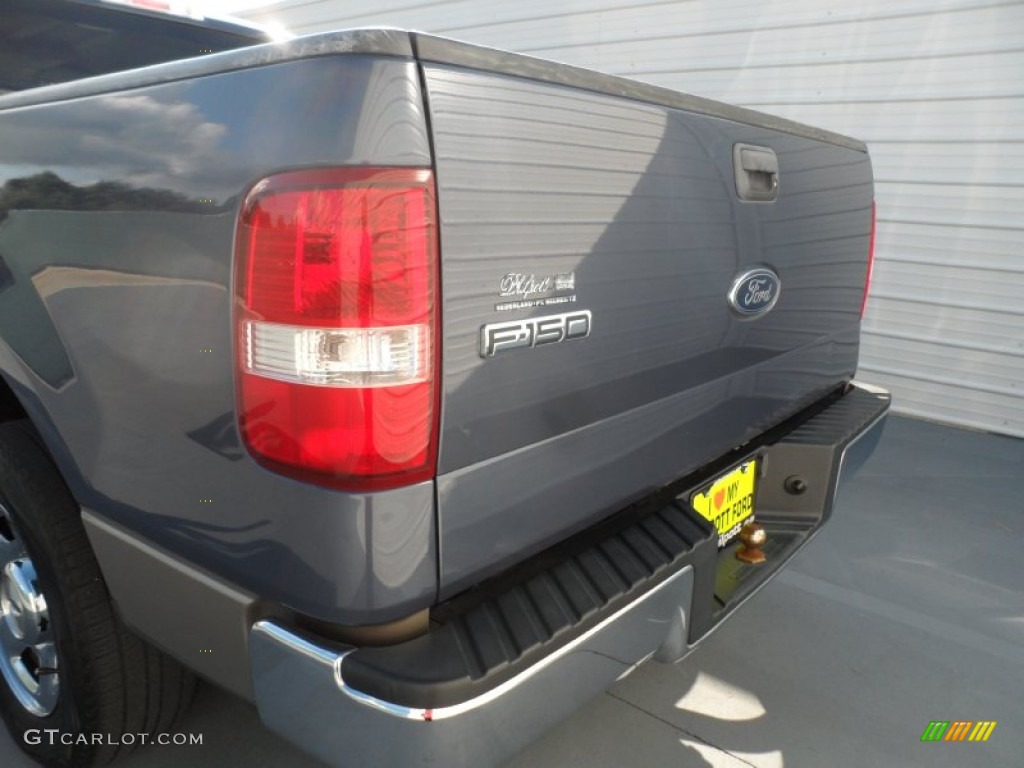 2004 F150 XLT SuperCab - Medium Wedgewood Blue Metallic / Tan photo #18