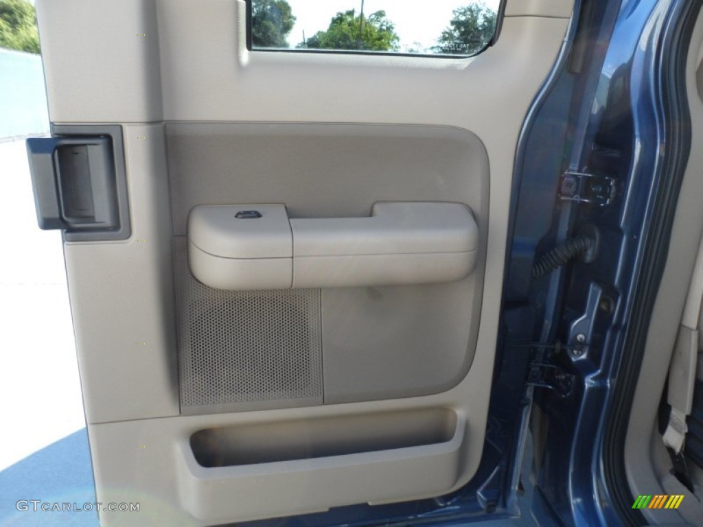 2004 F150 XLT SuperCab - Medium Wedgewood Blue Metallic / Tan photo #27