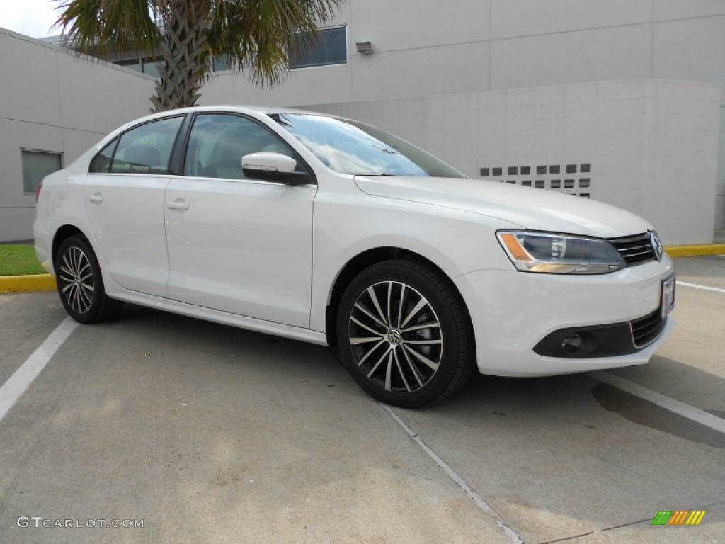 Candy White Volkswagen Jetta