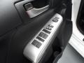 Super White - Camry SE Photo No. 21