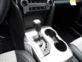 Super White - Camry SE Photo No. 30