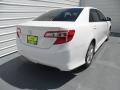 Super White - Camry SE Photo No. 3