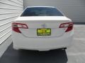 Super White - Camry SE Photo No. 4