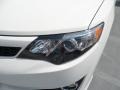 Super White - Camry SE Photo No. 8