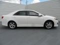 Super White - Camry SE Photo No. 2