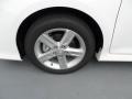 Super White - Camry SE Photo No. 10