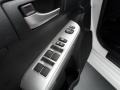 Super White - Camry SE Photo No. 21