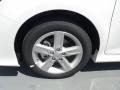 Super White - Camry SE Photo No. 9