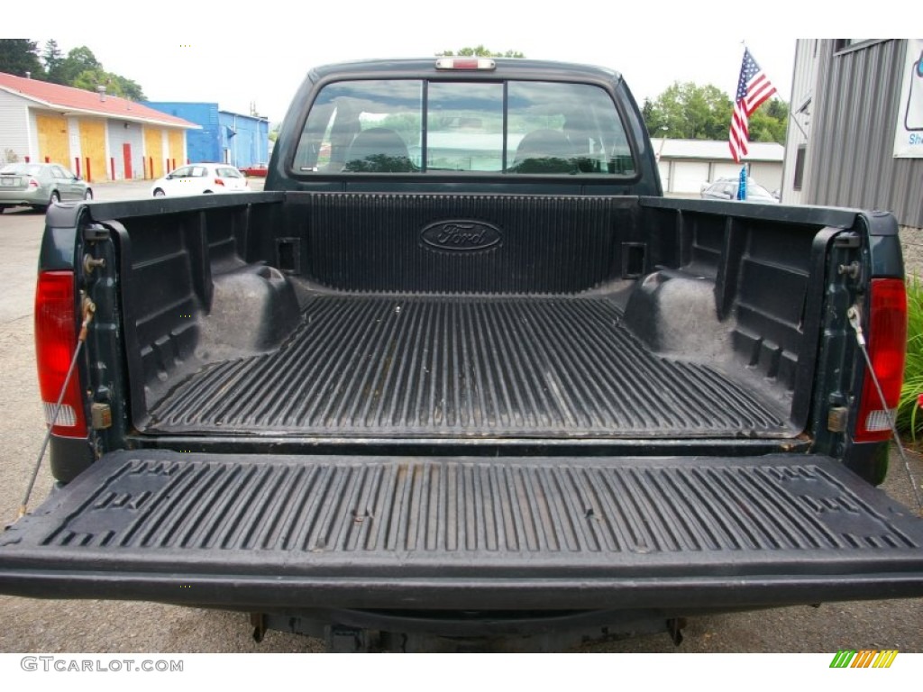 2006 Ford F250 Super Duty XL SuperCab 4x4 Trunk Photo #68128694
