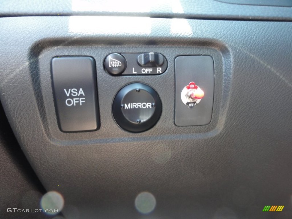 2008 Acura TL 3.5 Type-S Controls Photo #68129888