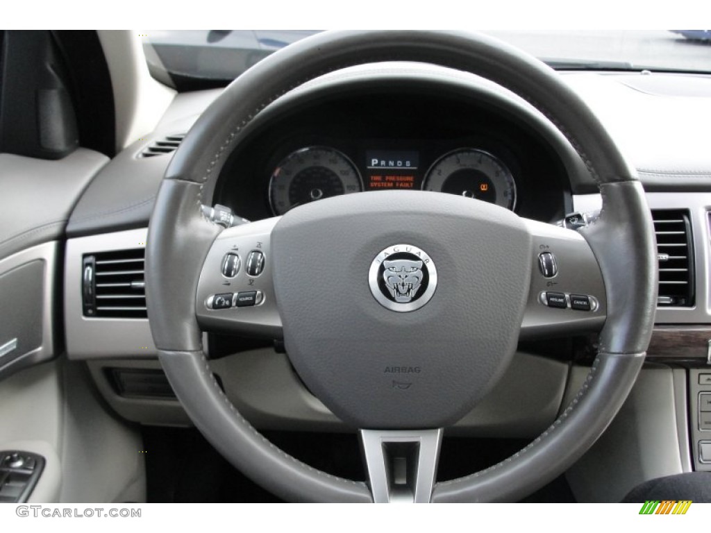 2009 Jaguar XF Supercharged Ivory/Oyster Steering Wheel Photo #68131256