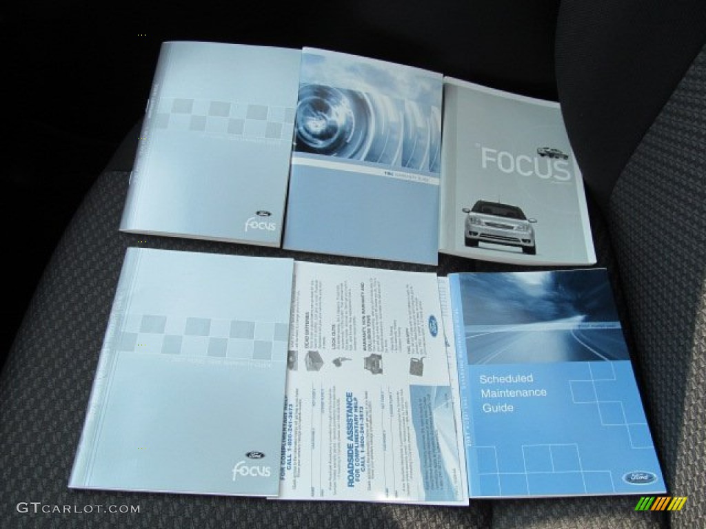 2007 Focus ZX3 SES Coupe - CD Silver Metallic / Charcoal photo #22