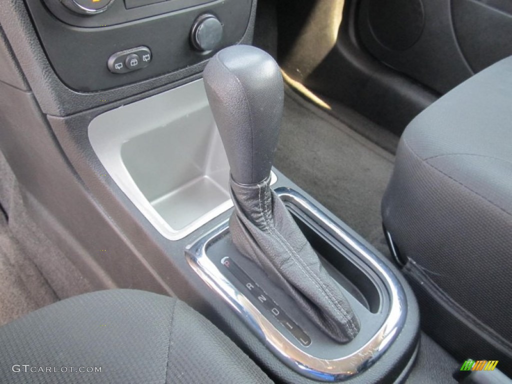 2011 HHR LT - Arctic Ice White / Ebony photo #13