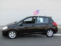 Super Black - Versa 1.8 SL Hatchback Photo No. 4
