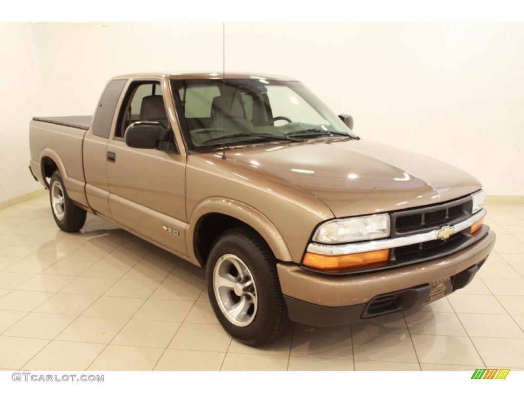 Sandalwood Metallic Chevrolet S10