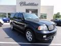 Black - Navigator Luxury 4x4 Photo No. 5