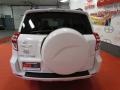 Super White - RAV4 4WD Photo No. 7