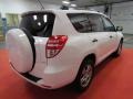 Super White - RAV4 4WD Photo No. 8