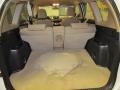 Super White - RAV4 4WD Photo No. 9