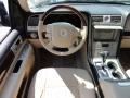 2006 Black Lincoln Navigator Luxury 4x4  photo #31