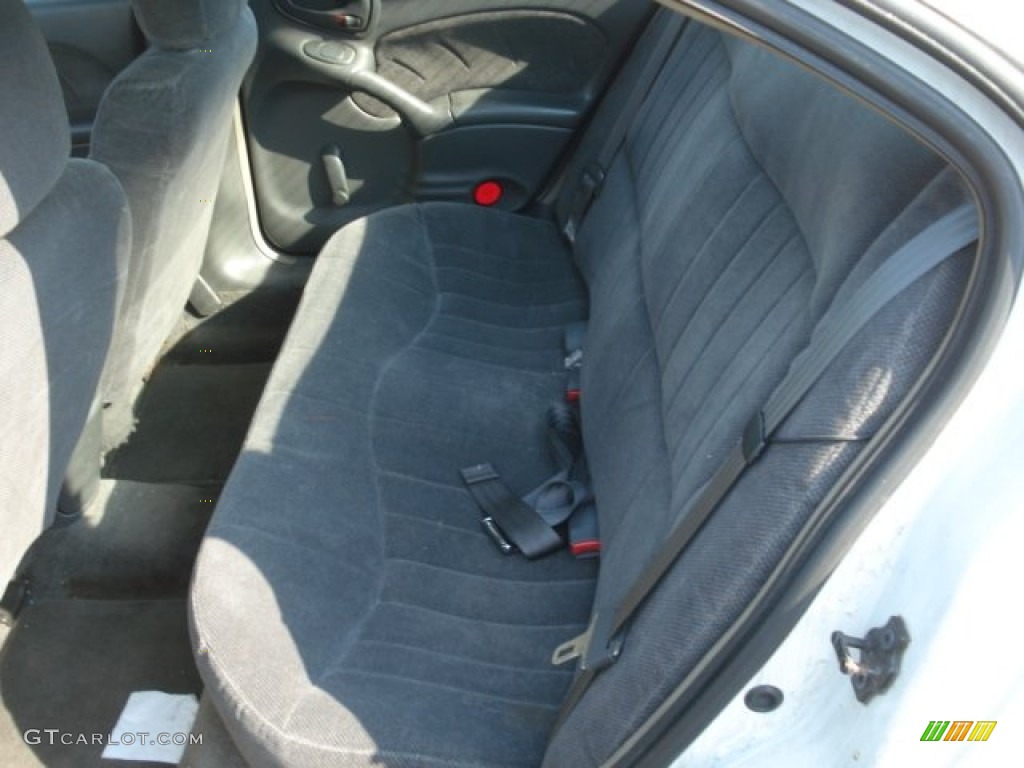 1999 Grand Am SE Sedan - Arctic White / Dark Pewter photo #11