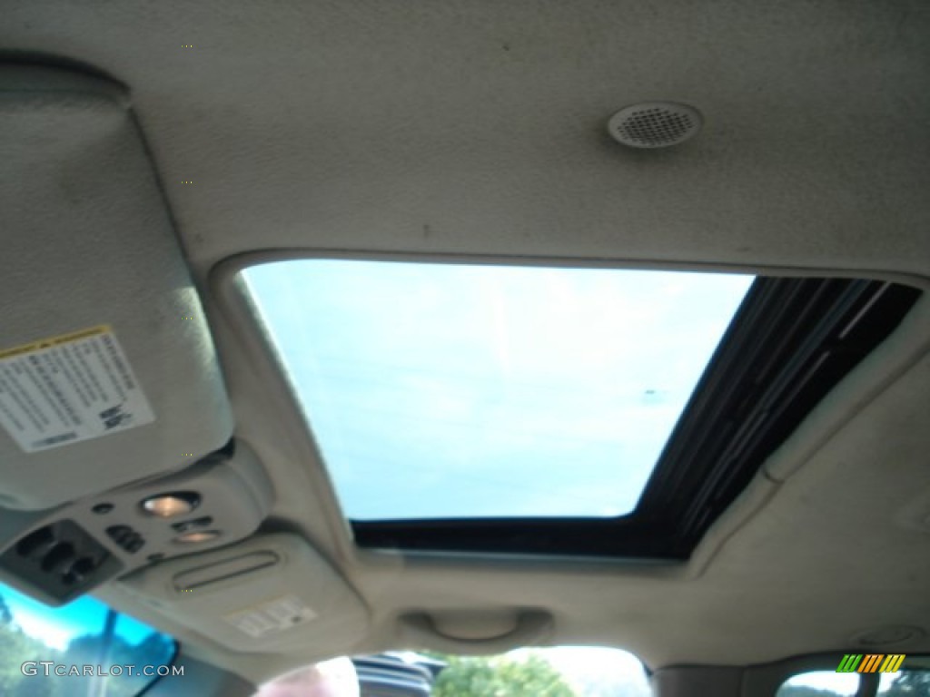 2003 Suburban 1500 Z71 4x4 - Dark Green Metallic / Gray/Dark Charcoal photo #11