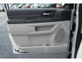 Stone White - Grand Caravan SE Photo No. 20
