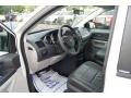 Stone White - Grand Caravan SE Photo No. 22