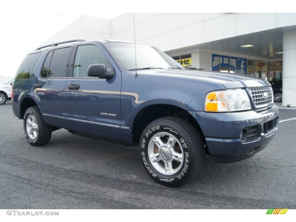 2004 Explorer XLT - Medium Wedgewood Blue Metallic / Graphite photo #1