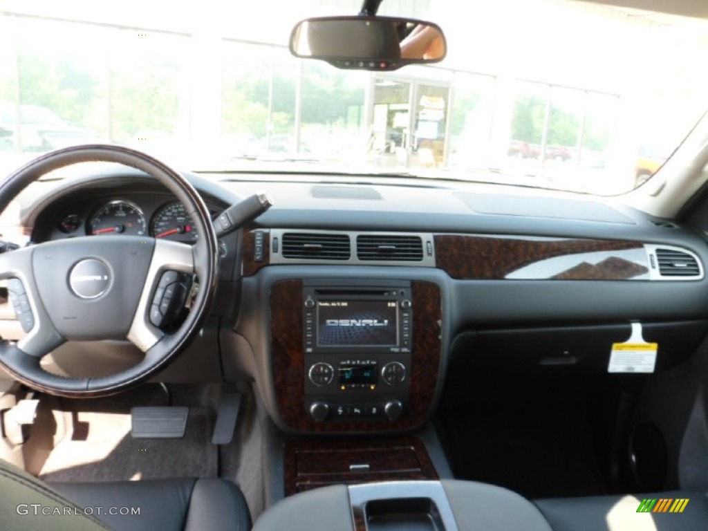 2013 Yukon Denali AWD - Onyx Black / Ebony photo #23