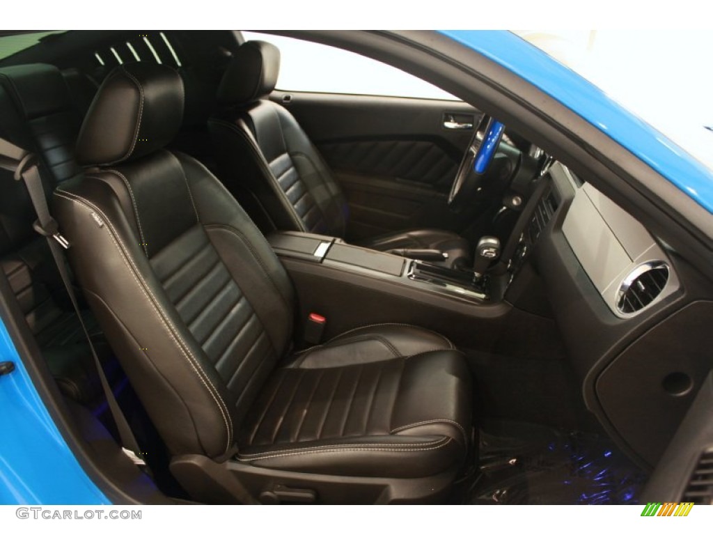 2010 Mustang V6 Premium Coupe - Grabber Blue / Charcoal Black photo #12