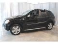 Black - ML 350 4Matic Photo No. 3