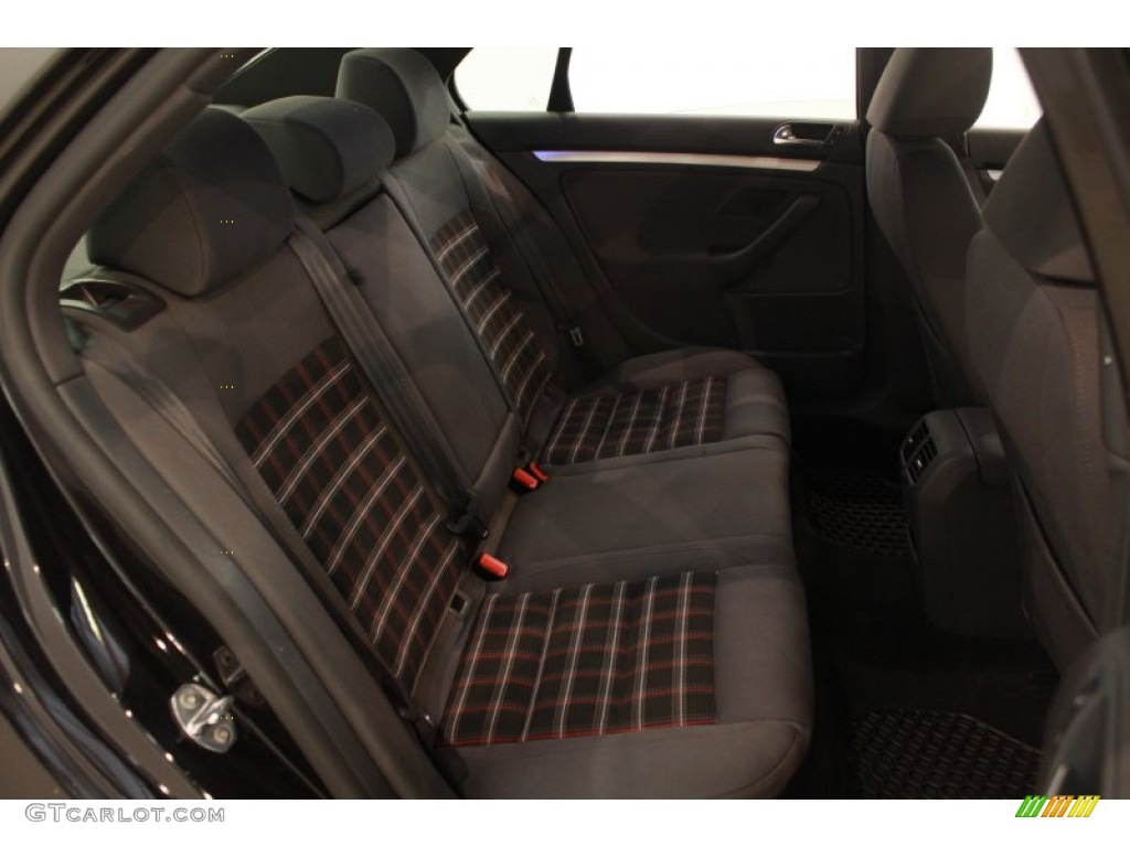 2009 Volkswagen GLI Sedan Rear Seat Photos