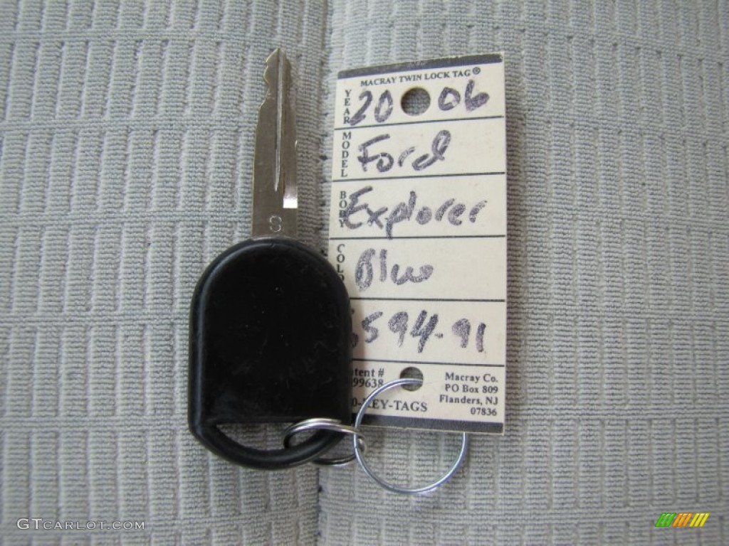 2006 Ford Explorer XLT 4x4 Keys Photo #68150286