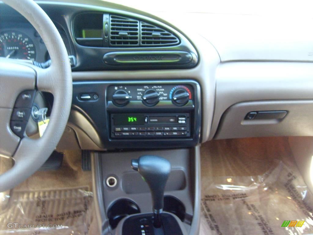 1998 Contour SE - Light Prairie Tan Metallic / Medium Parchment photo #22