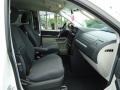 Stone White - Grand Caravan SE Photo No. 15