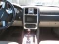 Linen Gold Metallic - 300 C HEMI Photo No. 13