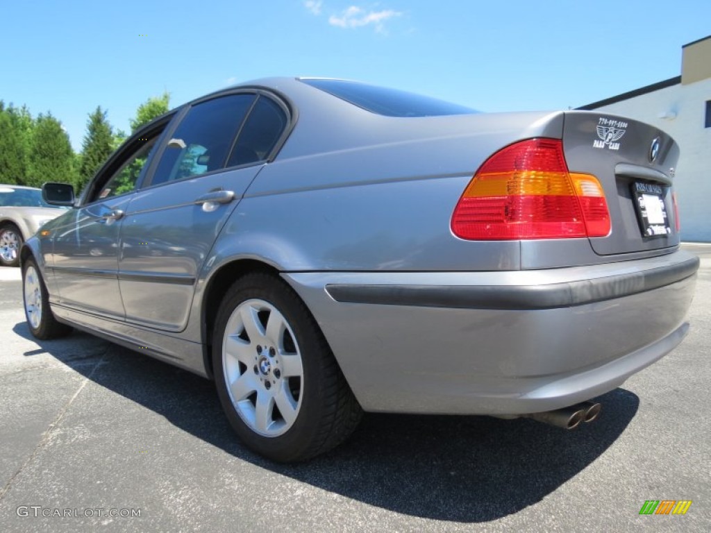 2005 3 Series 325i Sedan - Silver Grey Metallic / Black photo #2